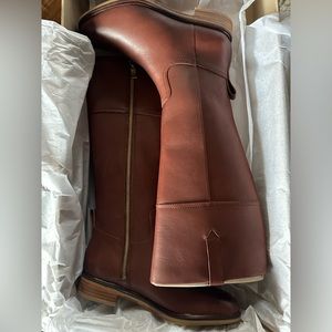 Clark’s Clarkdale Hi Dark Tan Leather Size 7M